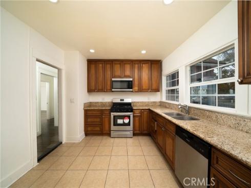 201 S Orange Avenue, Santa Ana, CA