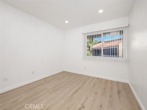 1101 W Macarthur 304 Boulevard, Santa Ana, CA