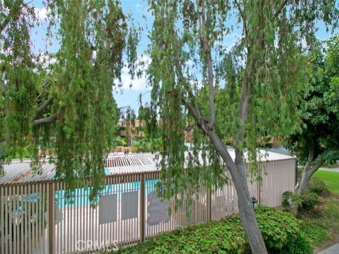 1101 W Macarthur 304 Boulevard, Santa Ana, CA