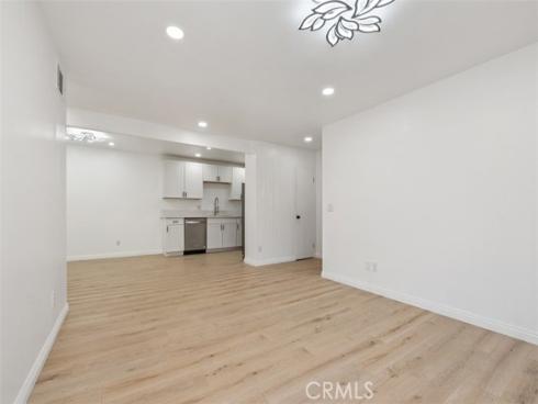 1101 W Macarthur 304 Boulevard, Santa Ana, CA