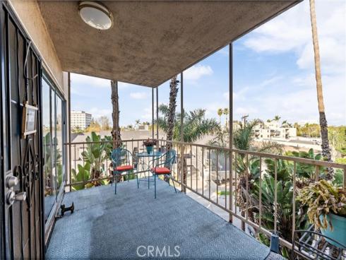 1323 N Spurgeon 4B Street, Santa Ana, CA