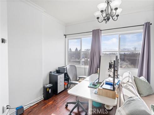 1323 N Spurgeon 4B Street, Santa Ana, CA