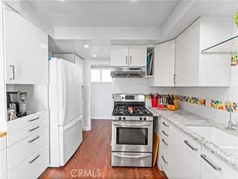 1323 N Spurgeon 4B Street, Santa Ana, CA