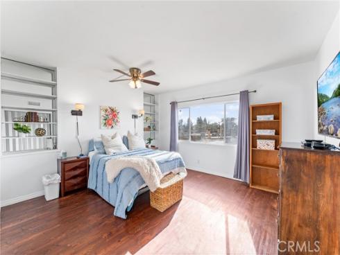 1323 N Spurgeon 4B Street, Santa Ana, CA