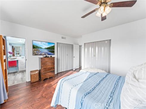 1323 N Spurgeon 4B Street, Santa Ana, CA