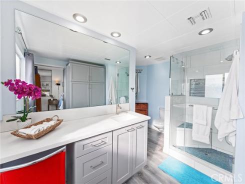 1323 N Spurgeon 4B Street, Santa Ana, CA