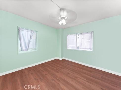 1323 N Spurgeon 4B Street, Santa Ana, CA