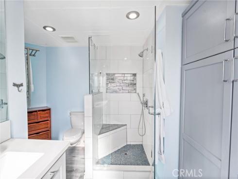 1323 N Spurgeon 4B Street, Santa Ana, CA