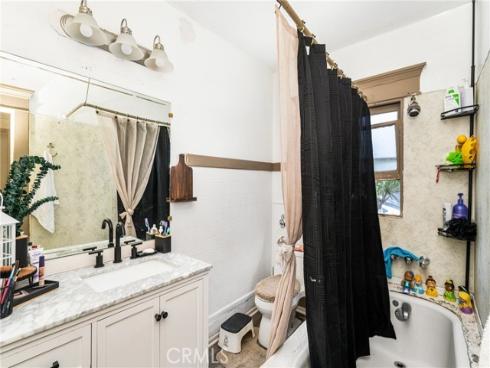 1106 W Santa Ana Boulevard, Santa Ana, CA