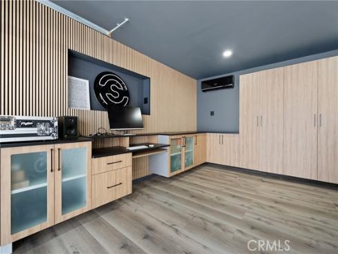 1363 E 21st Street , Santa Ana, CA