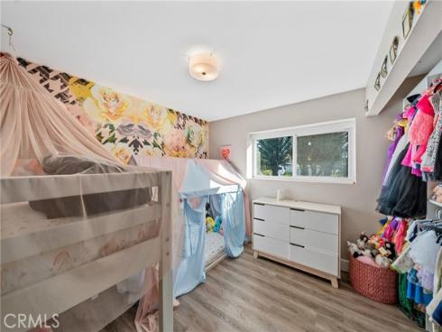 1363 E 21st Street , Santa Ana, CA