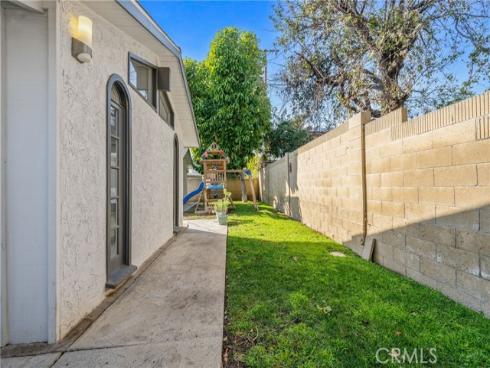 1363 E 21st Street , Santa Ana, CA