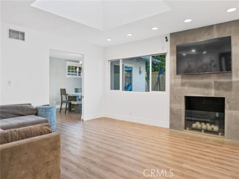 1363 E 21st Street , Santa Ana, CA