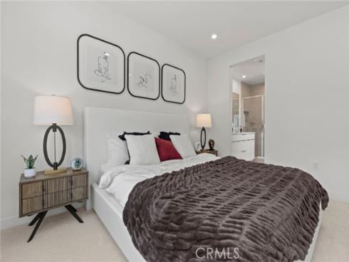 601 S Lyon   Street, Santa Ana, CA