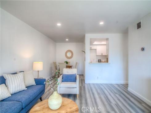 600 W 3rd  A311  Street, Santa Ana, CA