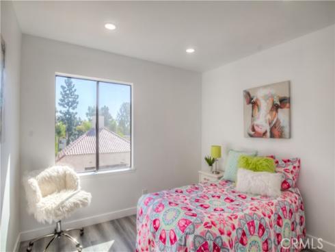 600 W 3rd  A311  Street, Santa Ana, CA