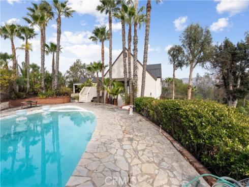 11211 Vista Del Lago , Santa Ana, CA