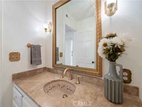 11211 Vista Del Lago , Santa Ana, CA