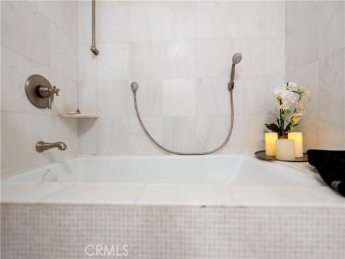 11211 Vista Del Lago , Santa Ana, CA