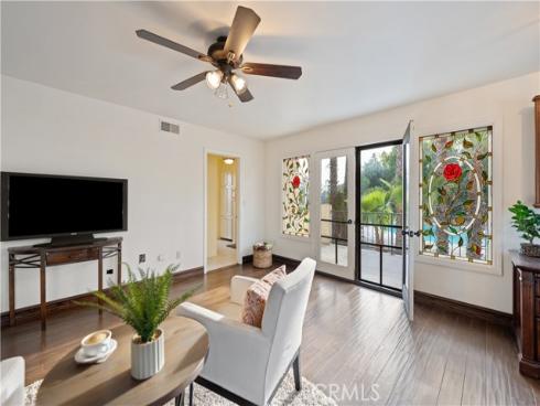 11211 Vista Del Lago , Santa Ana, CA