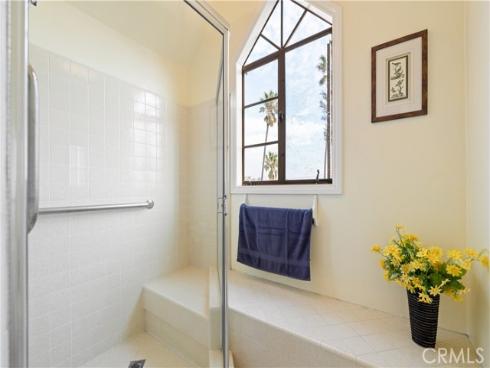 11211 Vista Del Lago , Santa Ana, CA