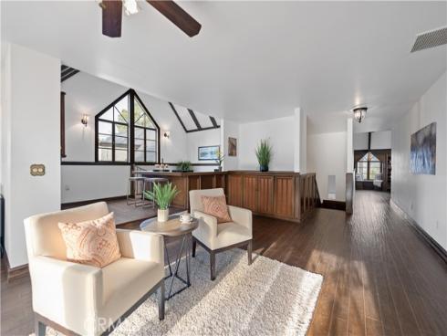 11211 Vista Del Lago , Santa Ana, CA