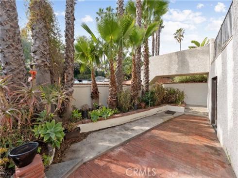 11211 Vista Del Lago , Santa Ana, CA