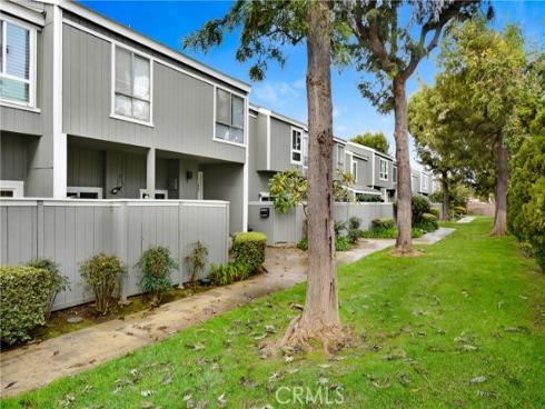 2610 W Segerstrom D Avenue, Santa Ana, CA