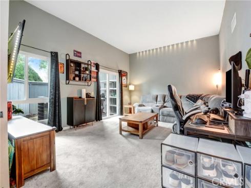 2610 W Segerstrom D Avenue, Santa Ana, CA