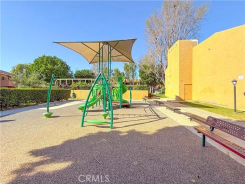 1001 W Macarthur 99 Boulevard, Santa Ana, CA