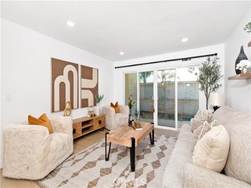 1001 W Macarthur 99 Boulevard, Santa Ana, CA