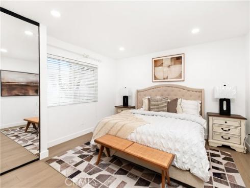 1001 W Macarthur 99 Boulevard, Santa Ana, CA