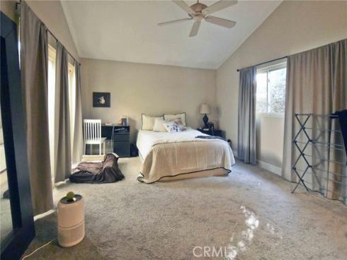 1911 E Fruit Street, Santa Ana, CA