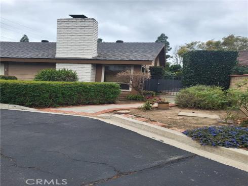 1911 E Fruit Street, Santa Ana, CA