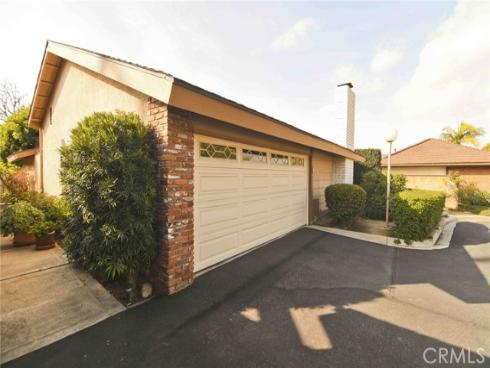 1911 E Fruit Street, Santa Ana, CA