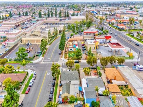 117 S Daisy   Avenue, Santa Ana, CA