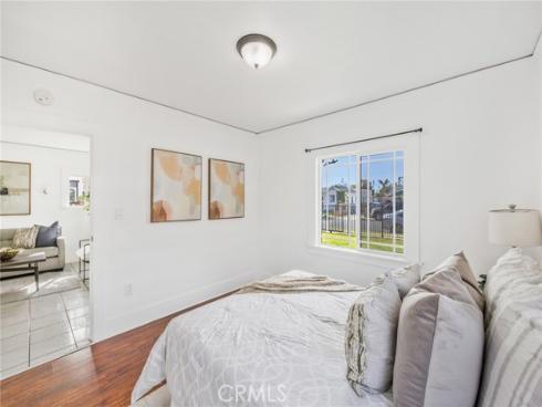 1103 Hickory , Santa Ana, CA