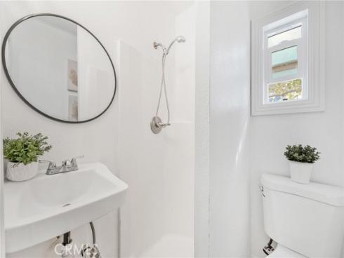 1103 Hickory , Santa Ana, CA