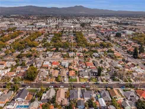 1103 Hickory , Santa Ana, CA