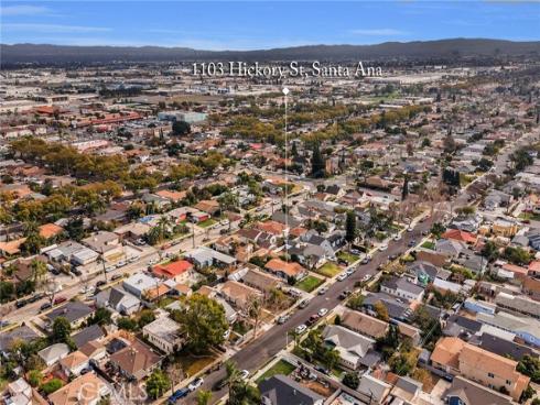 1103 Hickory , Santa Ana, CA