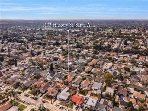 1103  Hickory  , Santa Ana, CA