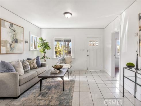 1103 Hickory , Santa Ana, CA