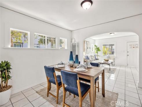 1103 Hickory , Santa Ana, CA