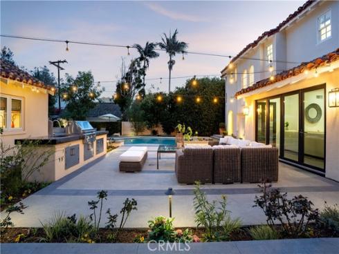 2003 N Victoria Drive, Santa Ana, CA