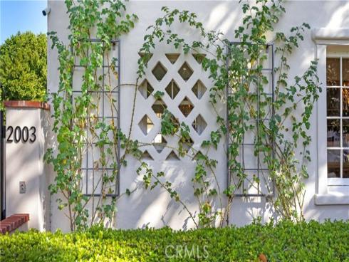 2003 N Victoria Drive, Santa Ana, CA