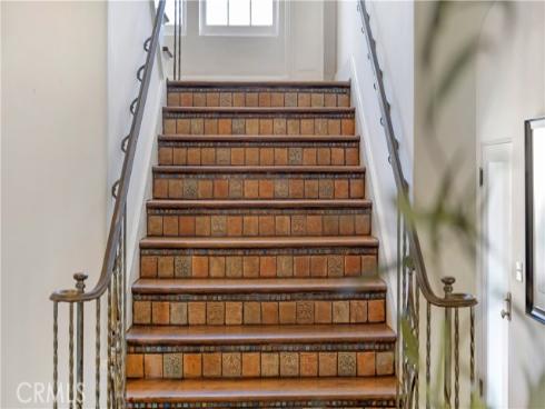 2003 N Victoria Drive, Santa Ana, CA