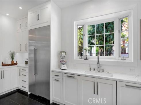 2003 N Victoria Drive, Santa Ana, CA