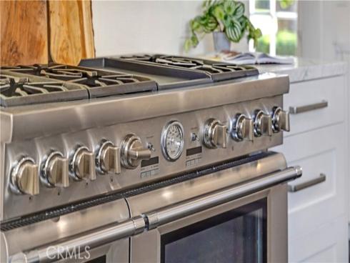 2003 N Victoria Drive, Santa Ana, CA