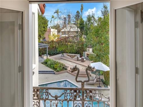 2003 N Victoria Drive, Santa Ana, CA