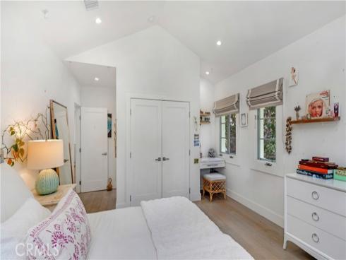 2003 N Victoria Drive, Santa Ana, CA